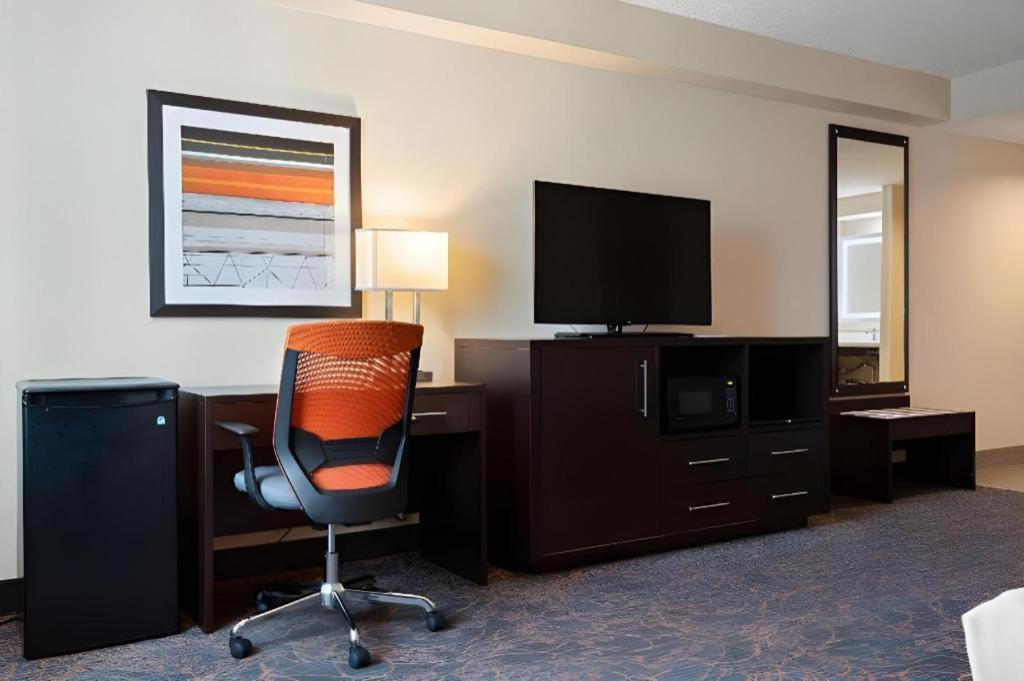 Best Western Plus Executive Inn Toronto Exterior foto