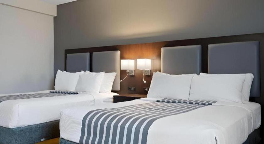 Best Western Plus Executive Inn Toronto Exterior foto